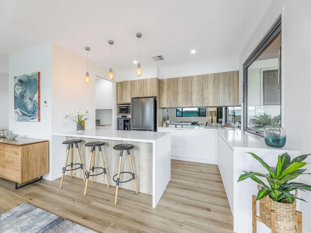 Semesterbostad 13 Nothling Street Moffat Beach Qld Caloundra Australien