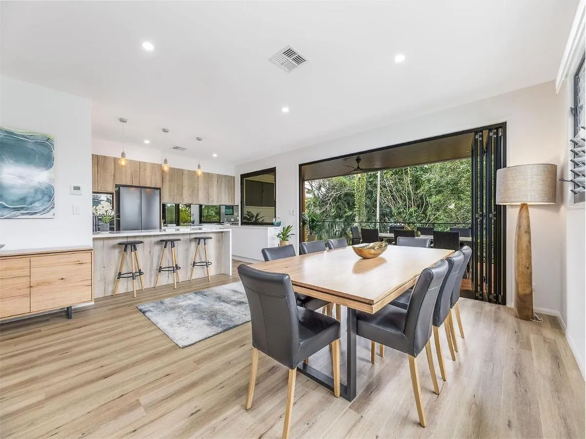 13 Nothling Street Moffat Beach Qld Caloundra Semesterbostad